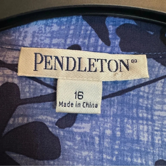 Pendleton 100% Silk Blue Black Floral Ruffle Button Blouse Top Summer  EUC Sz 16 - Picture 11 of 14